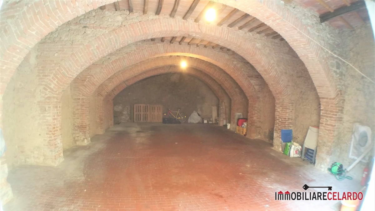 Commercial Property, For Sale