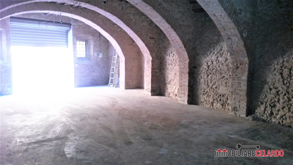 Commercial Property, For Sale