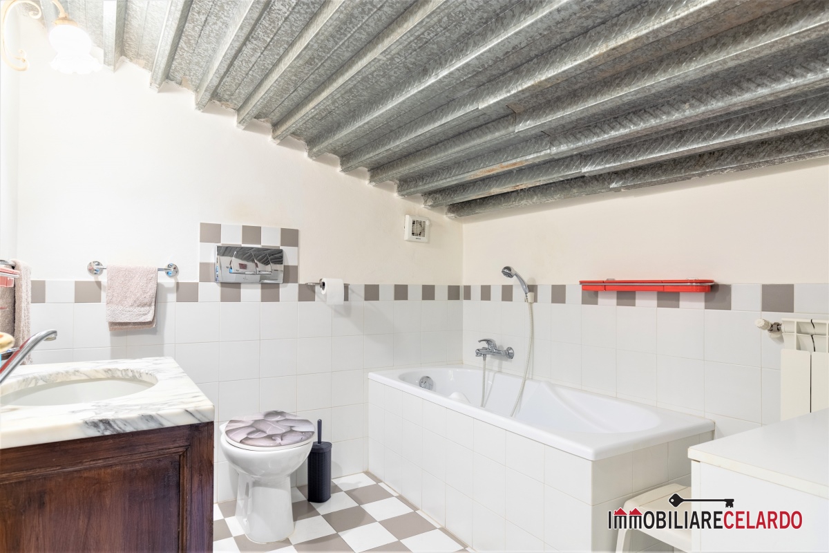 3 Bed, ApartmentFor Sale, Siena, Toscana