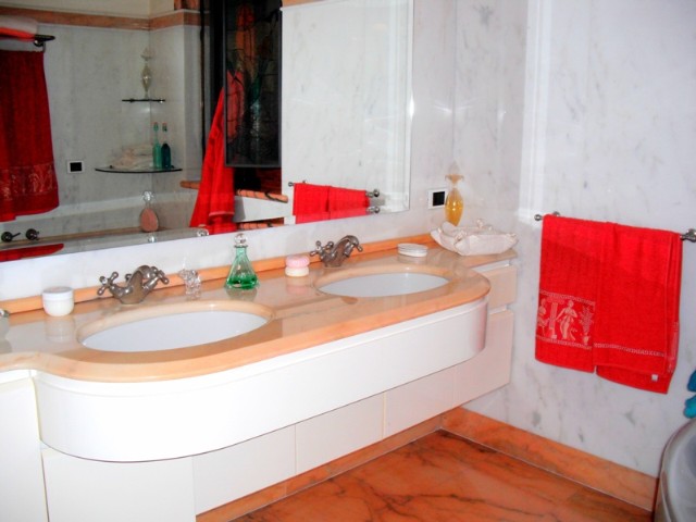 2 Bed, HouseFor Sale, Marina di Massa, Toscana