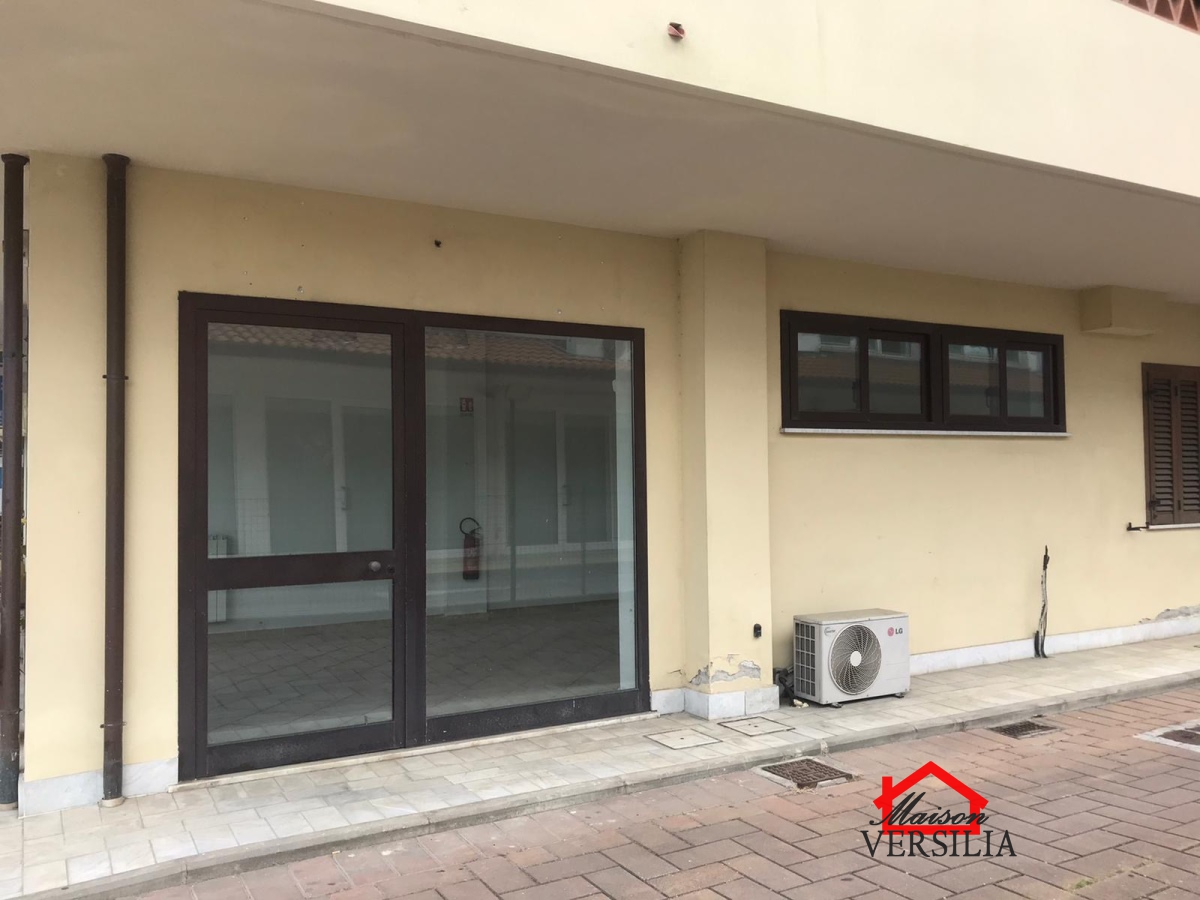 Commercial Property, For Sale