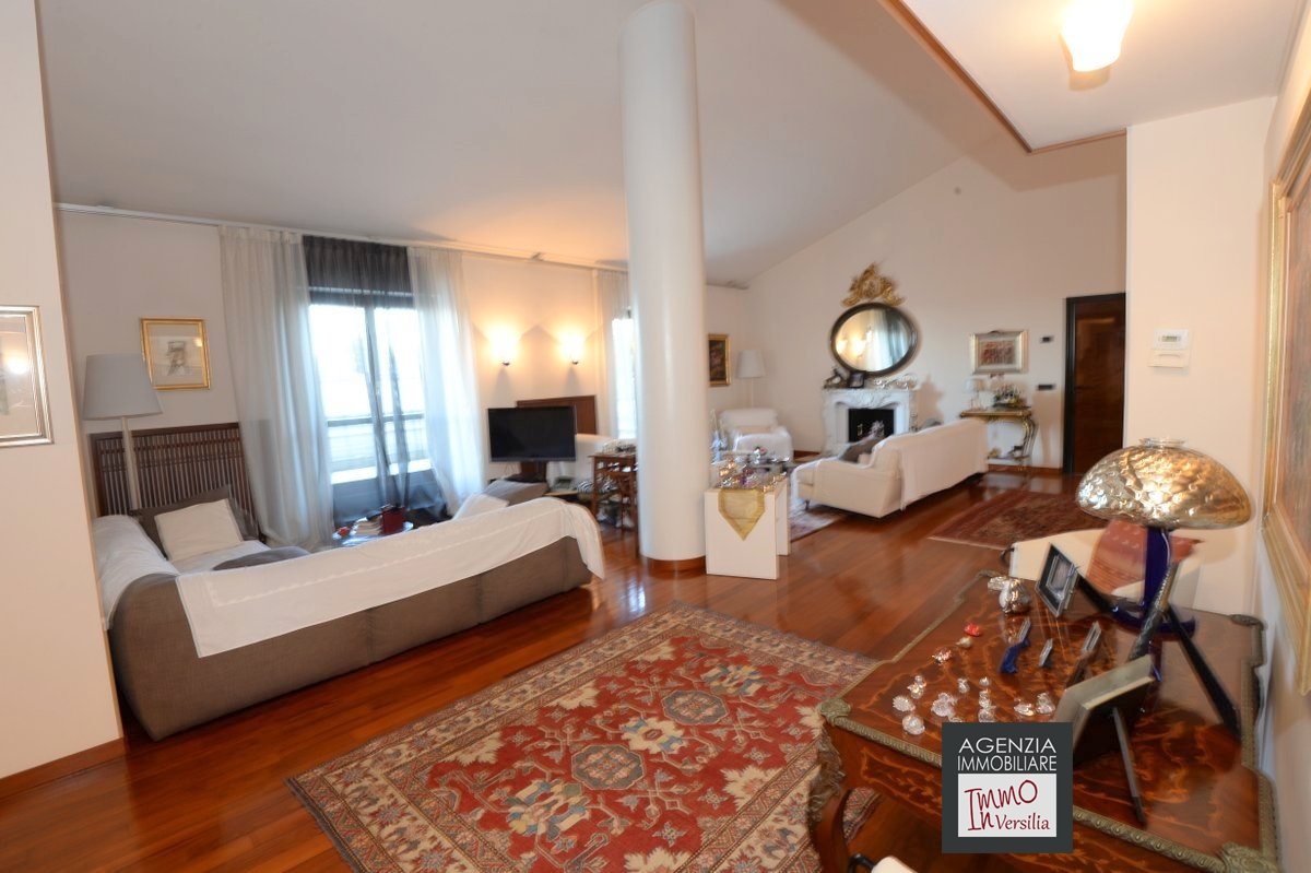 3 Bed, ApartmentFor Sale, Viareggio, Lucca, Toscana