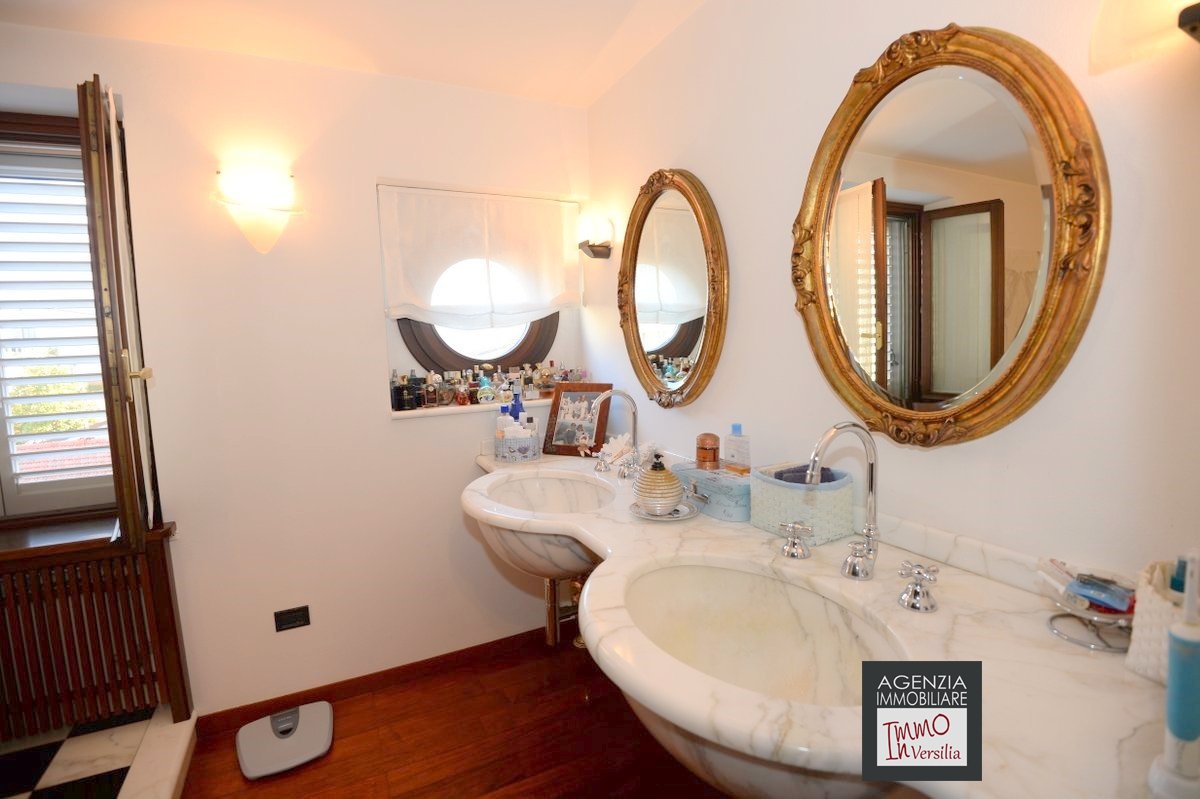 3 Bed, ApartmentFor Sale, Viareggio, Lucca, Toscana