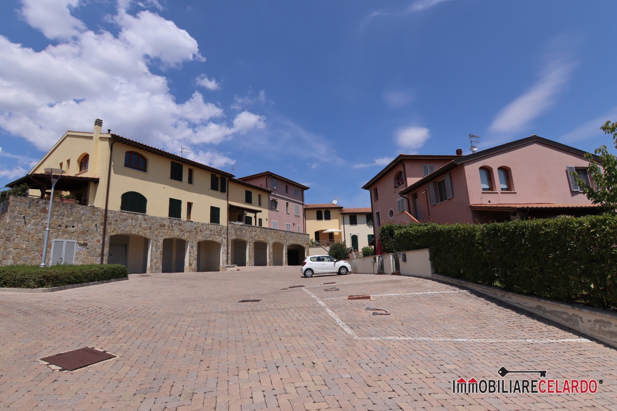3 Bed, ApartmentFor Sale, Siena, Siena, Toscana 3 Bed, ApartmentFor Sale, Siena, Siena, Toscana