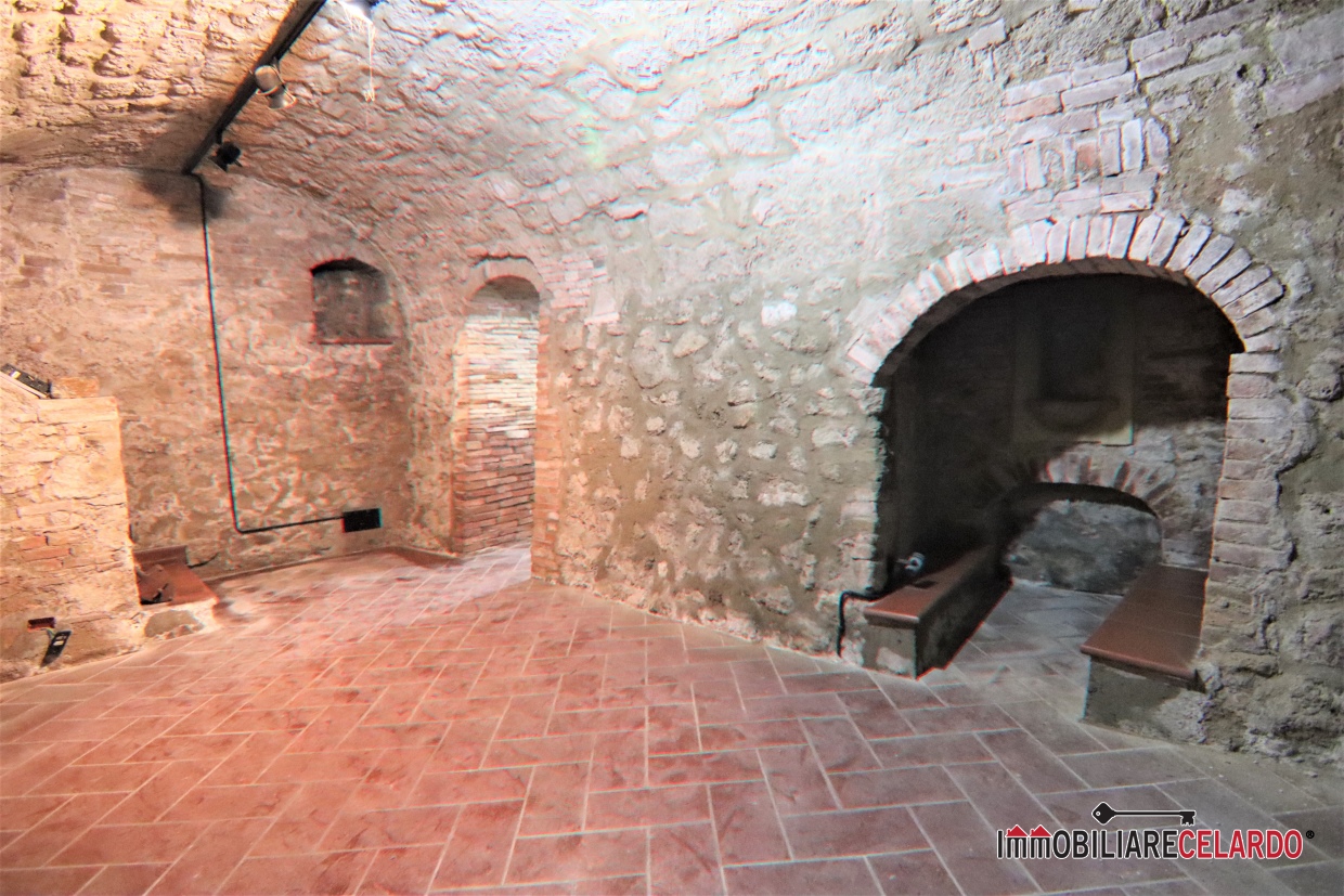 Commercial Property, For Sale Commercial Property, For Sale