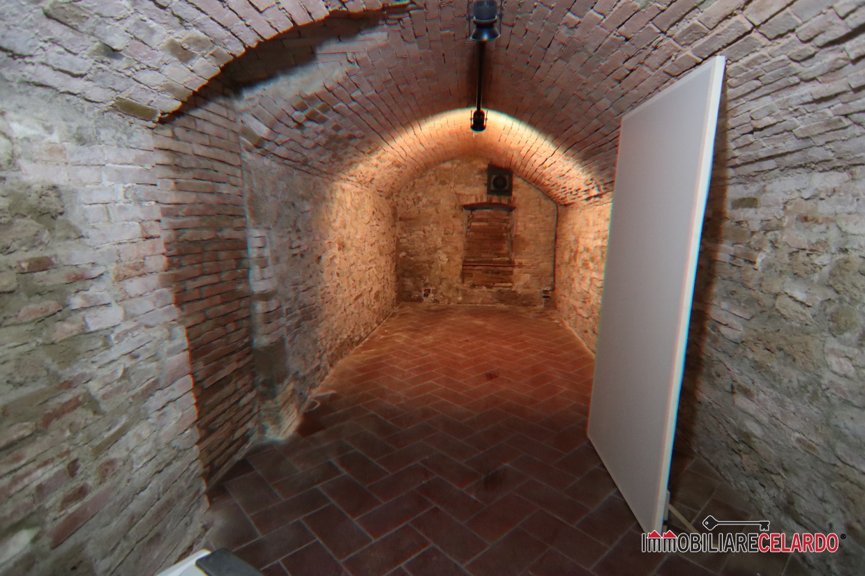 Commercial Property, For Sale Commercial Property, For Sale