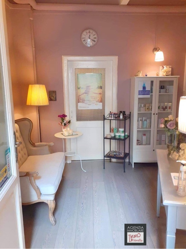 Commercial Property, For Sale