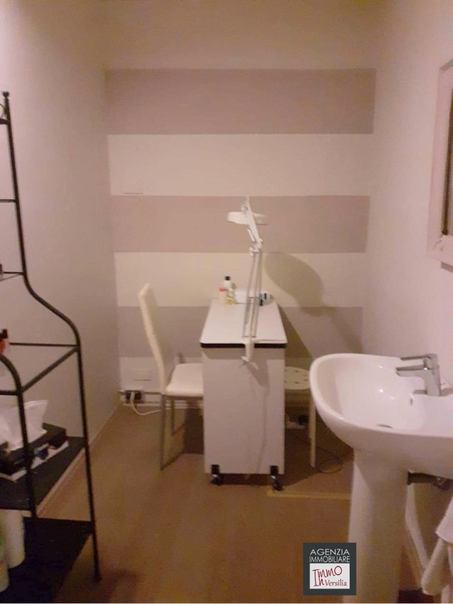 Commercial Property, For Sale