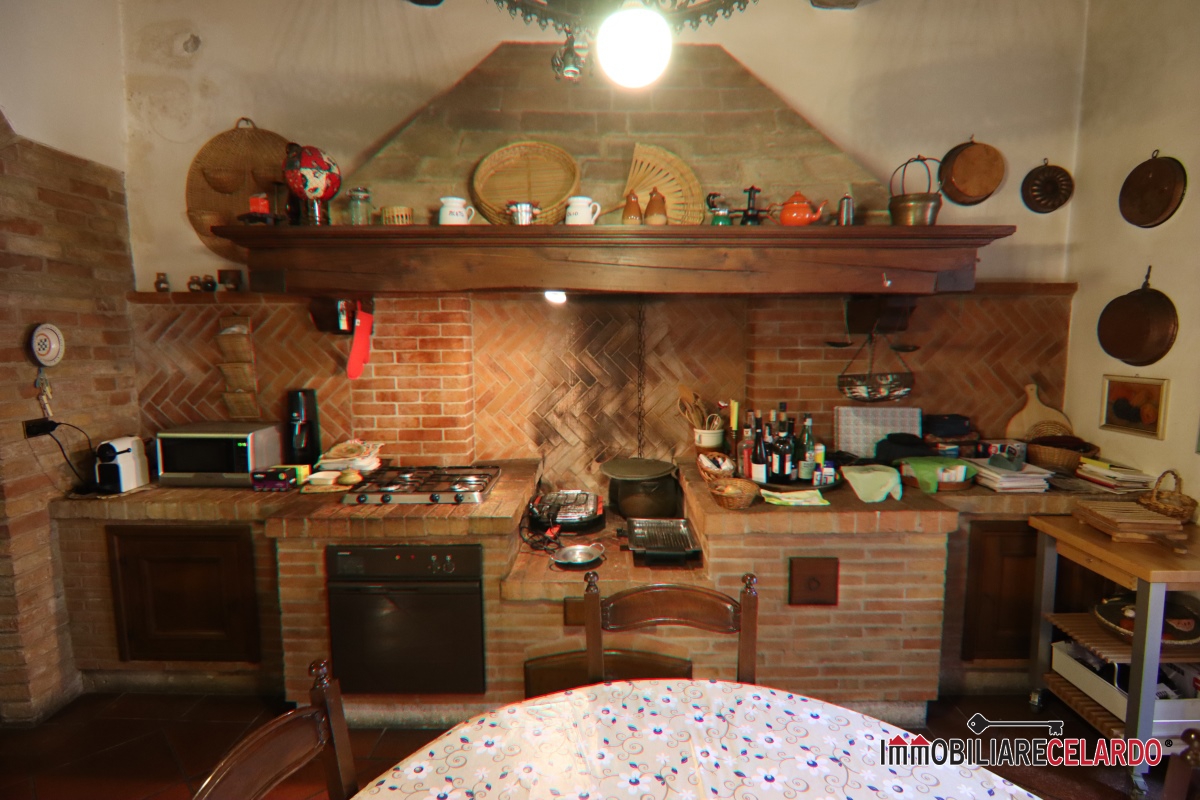 4 Bed, ApartmentFor Sale, San Gimignano, Siena, Toscana 4 Bed, ApartmentFor Sale, San Gimignano, Siena, Toscana