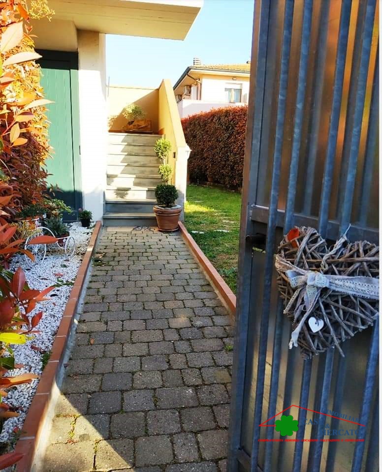 2 Bed, ApartmentFor Sale, Altopascio, Lucca, Toscana