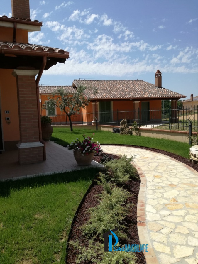 HouseFor Sale, Acquasparta, Terni, Umbria