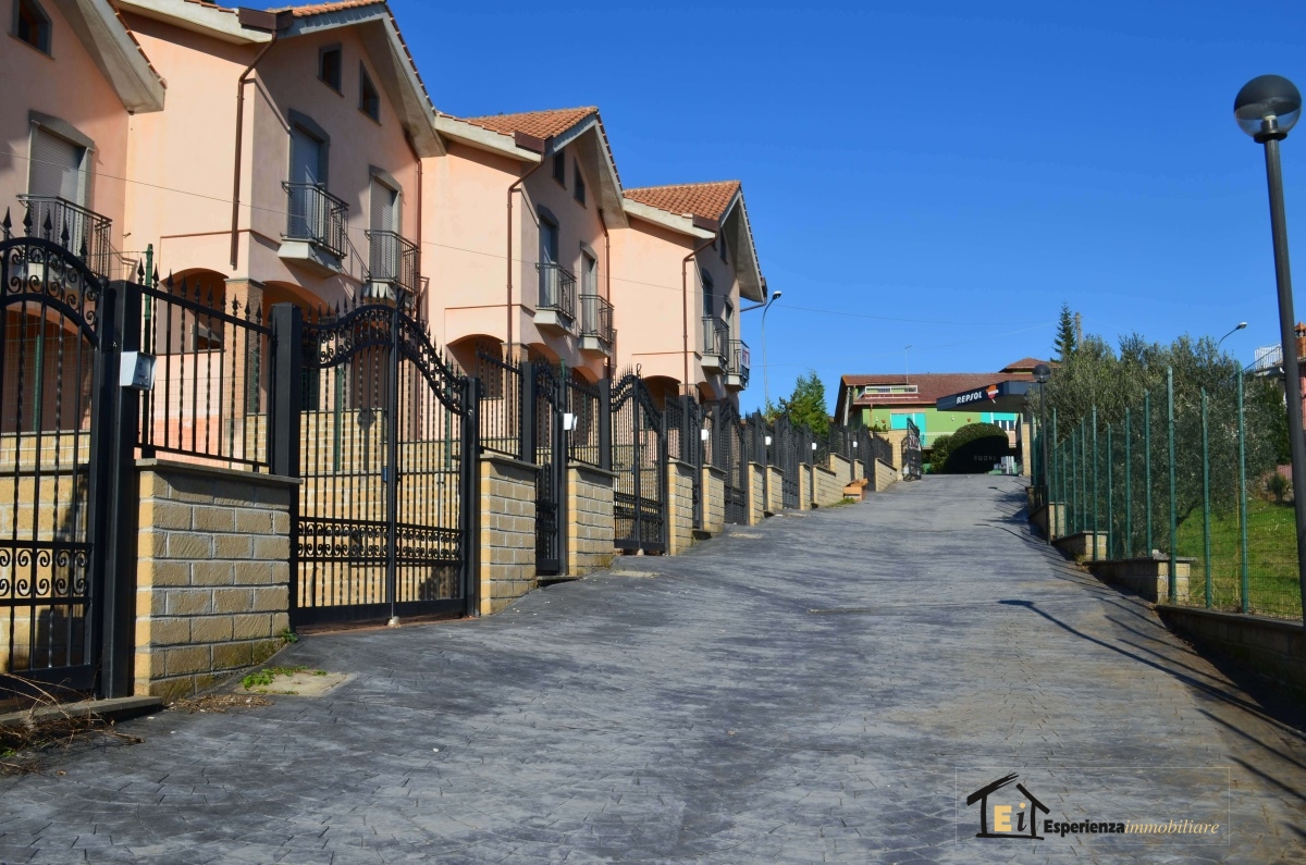 3 Bed, HouseFor Sale, Forano, Rieti, Lazio