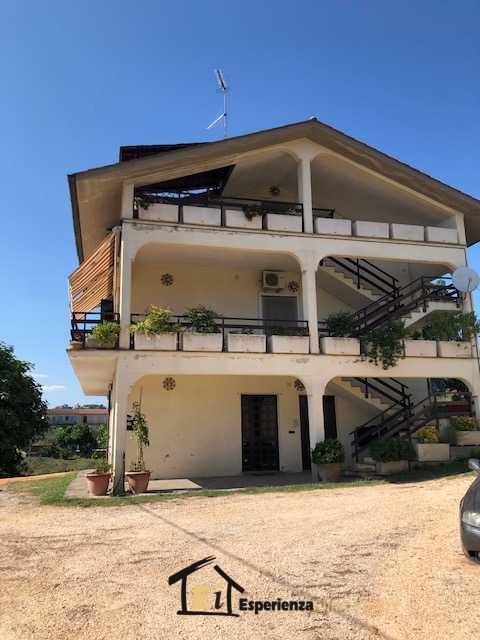 4 Bed, HouseFor Sale, Gavignano, Rieti, Lazio 4 Bed, HouseFor Sale, Gavignano, Rieti, Lazio