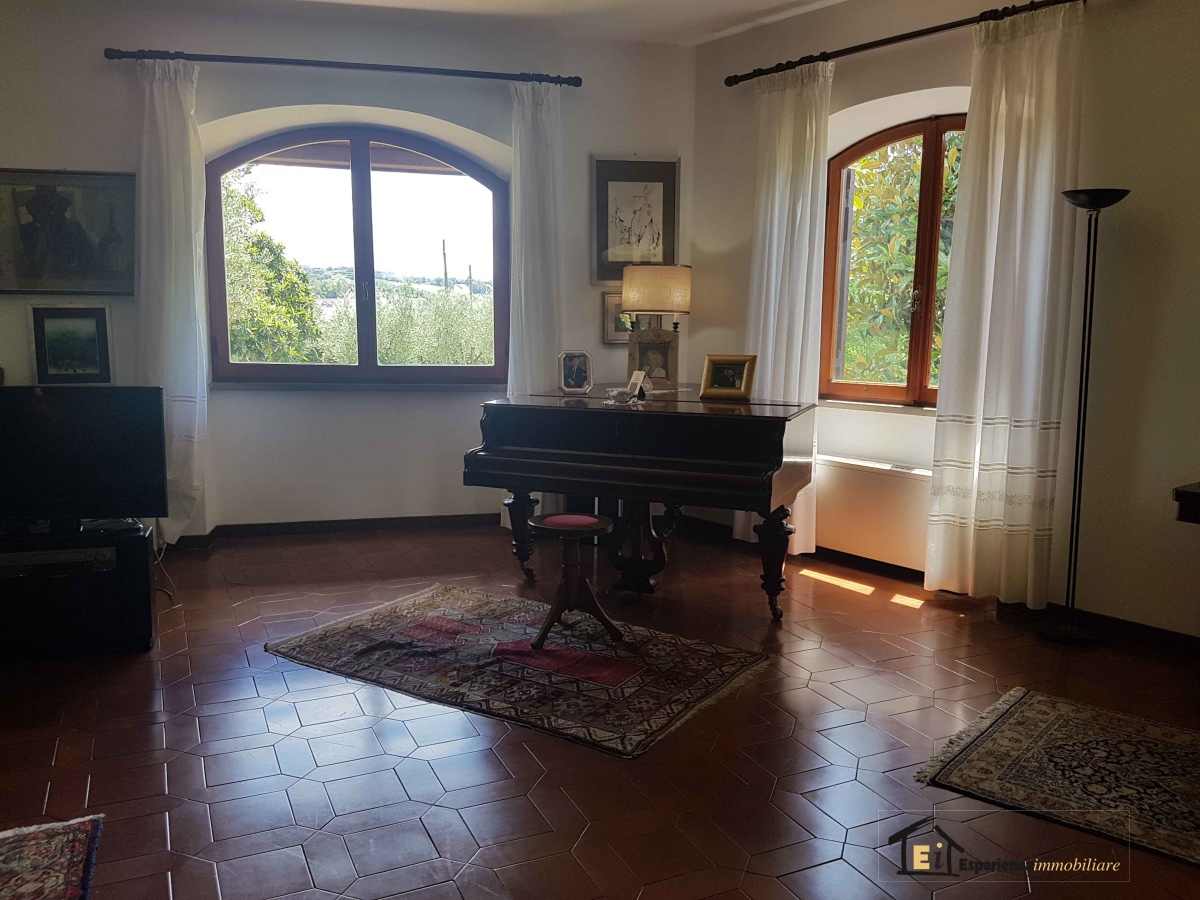 4 Bed, HouseFor Sale, Rieti, Lazio 4 Bed, HouseFor Sale, Rieti, Lazio