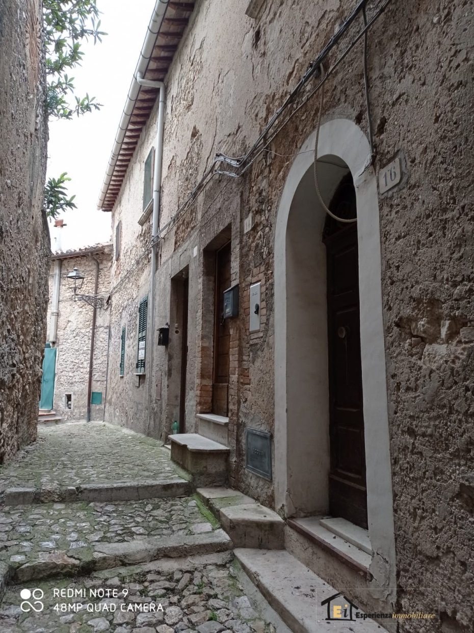 2 Bed, ApartmentFor Sale, Casperia, Rieti, Lazio