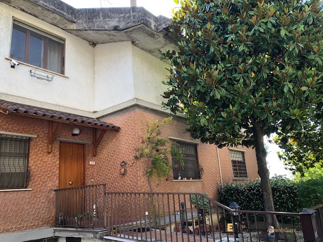 4 Bed, HouseFor Sale, Poggio Mirteto, Rieti, Lazio 4 Bed, HouseFor Sale, Poggio Mirteto, Rieti, Lazio