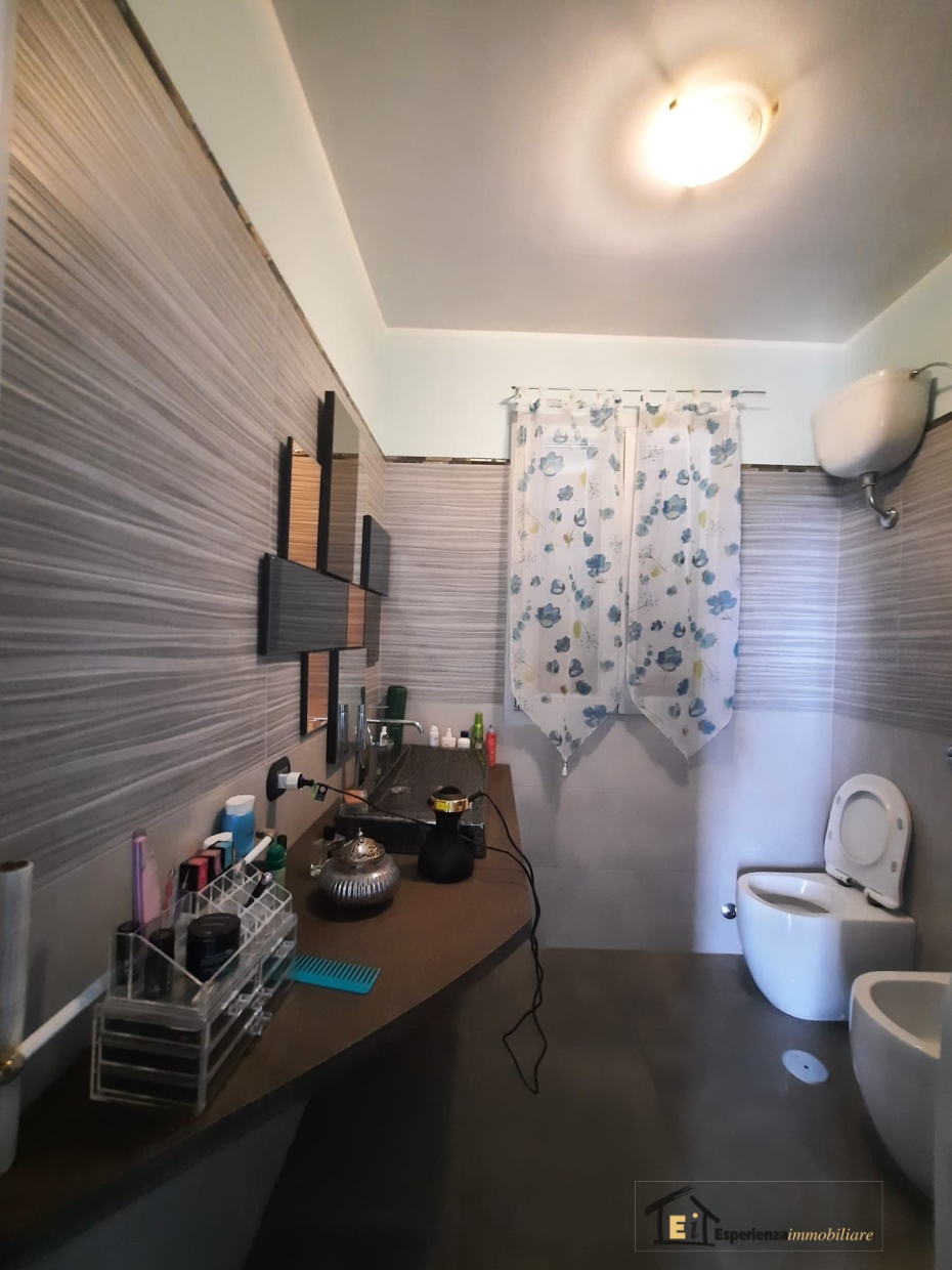 Commercial Property, For Sale Commercial Property, For Sale