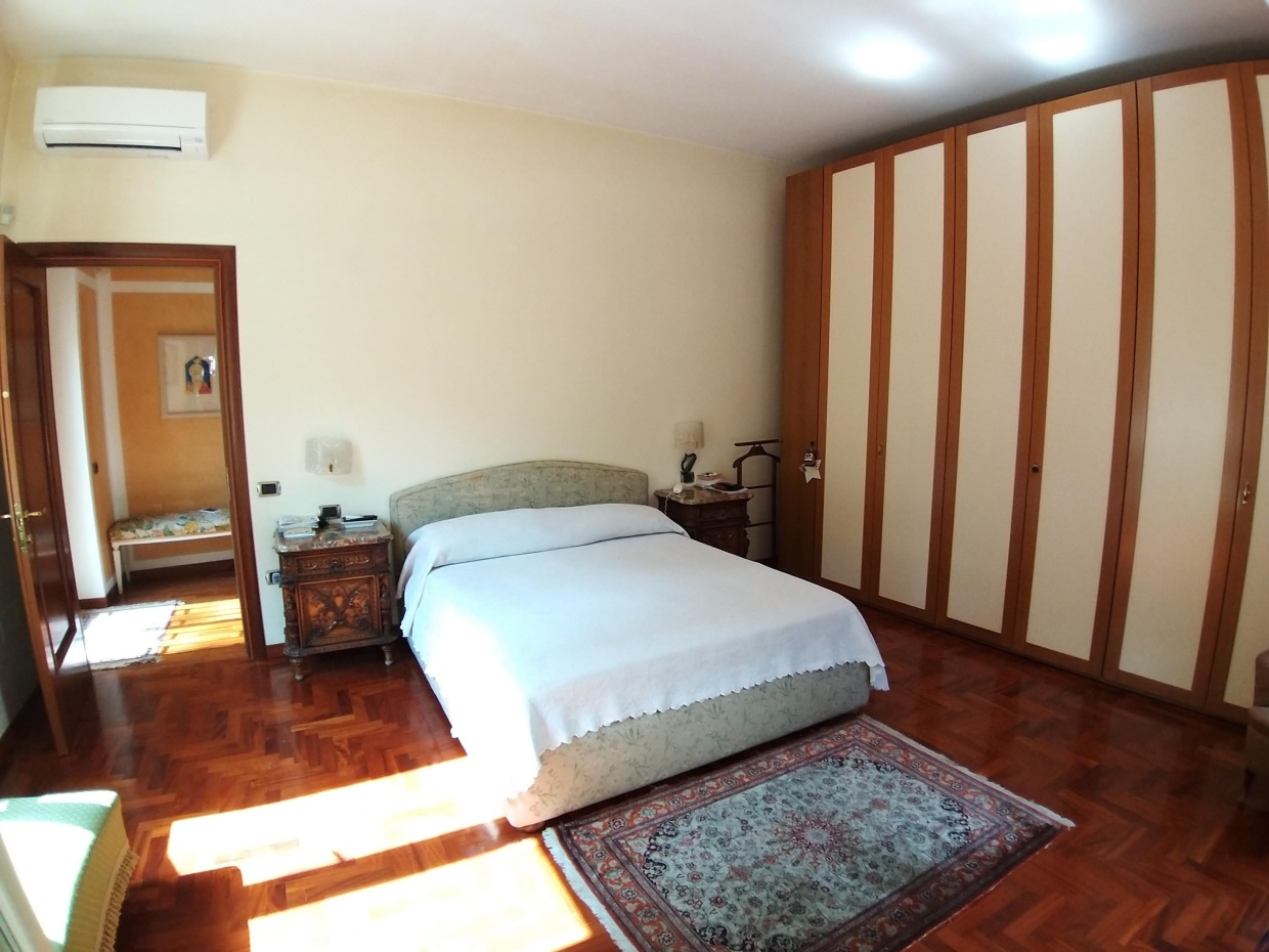 4 Bed, ApartmentFor Sale, Napoli, Campania
