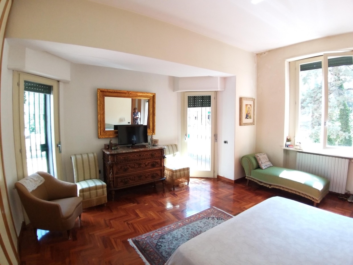 4 Bed, ApartmentFor Sale, Napoli, Campania