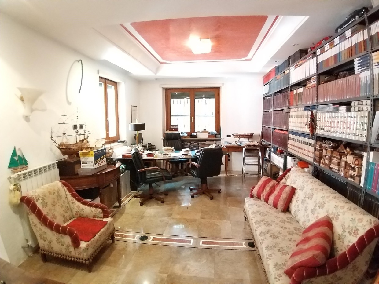 4 Bed, ApartmentFor Sale, Napoli, Campania