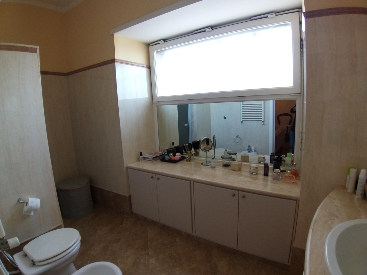 3 Bed, ApartmentFor Sale, Napoli, Campania