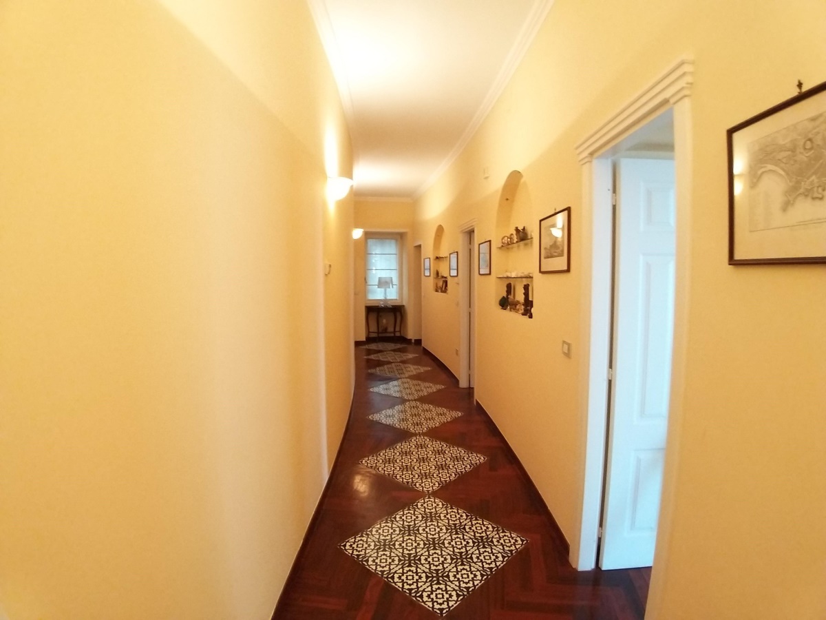 3 Bed, ApartmentFor Sale, Napoli, Campania