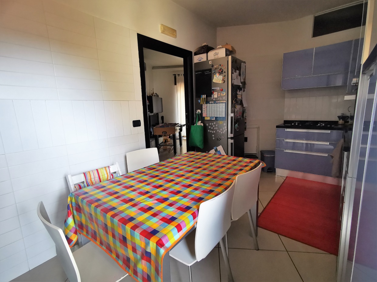 2 Bed, ApartmentFor Sale, Napoli, Campania