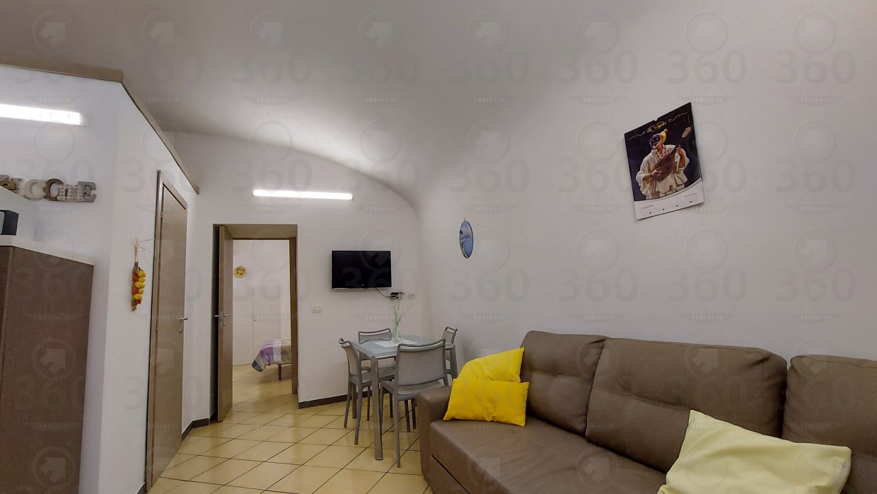 1 Bed, ApartmentFor Sale, Napoli, Campania
