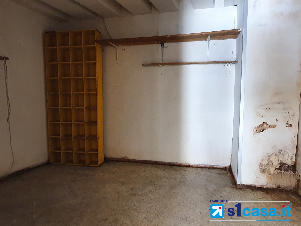 Commercial Property, For Sale Commercial Property, For Sale