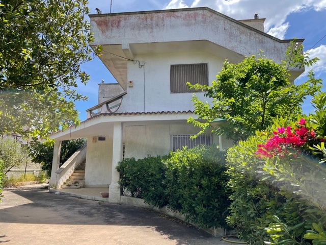 HouseFor Sale, Lizzano, Taranto, Puglia HouseFor Sale, Lizzano, Taranto, Puglia