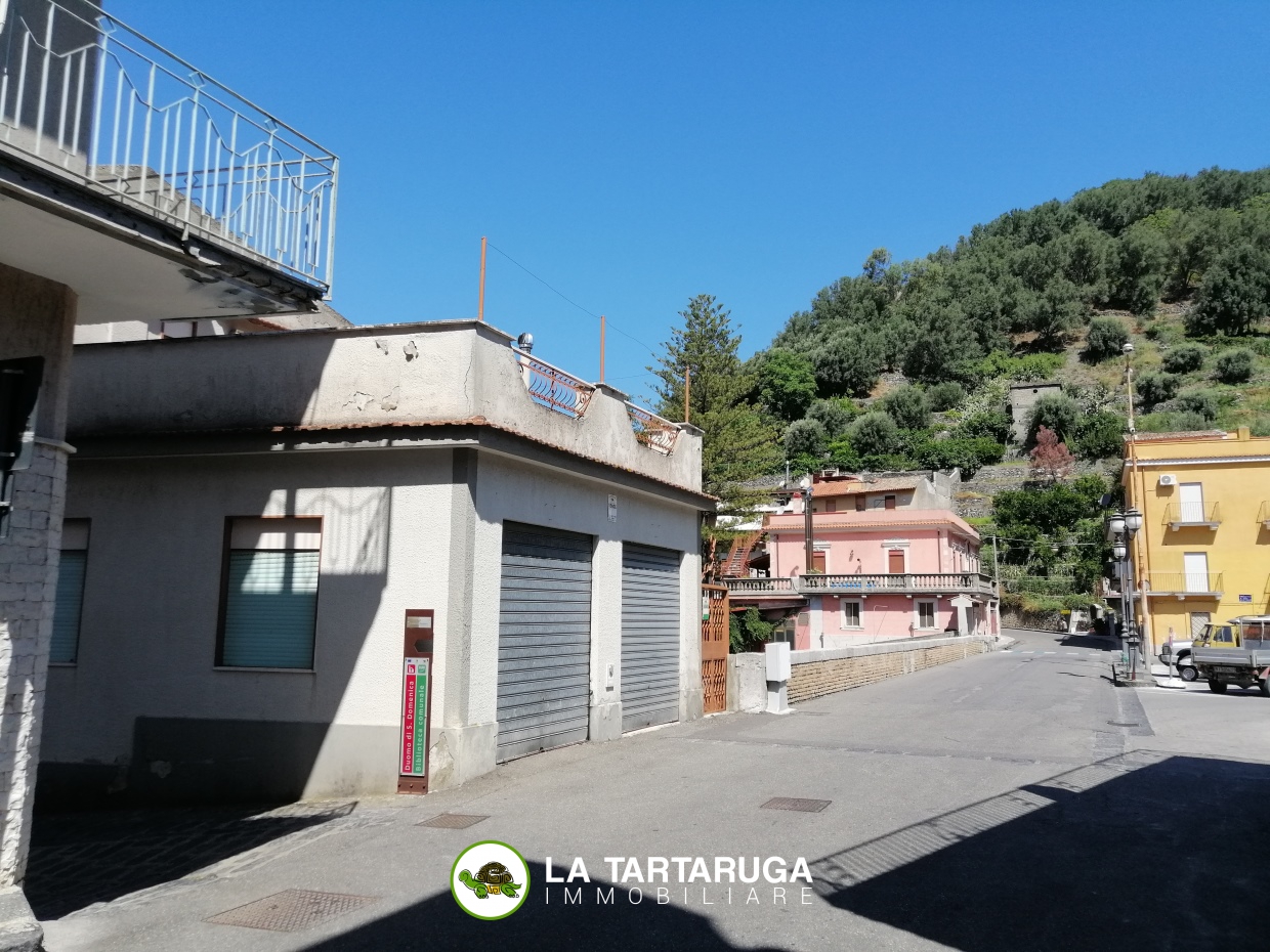 4 Bed, HouseFor Sale, Mandanici, Messina, Sicilia 4 Bed, HouseFor Sale, Mandanici, Messina, Sicilia