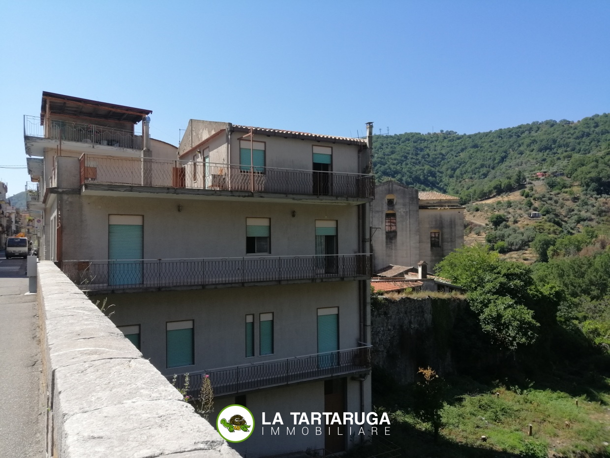 4 Bed, HouseFor Sale, Mandanici, Messina, Sicilia 4 Bed, HouseFor Sale, Mandanici, Messina, Sicilia