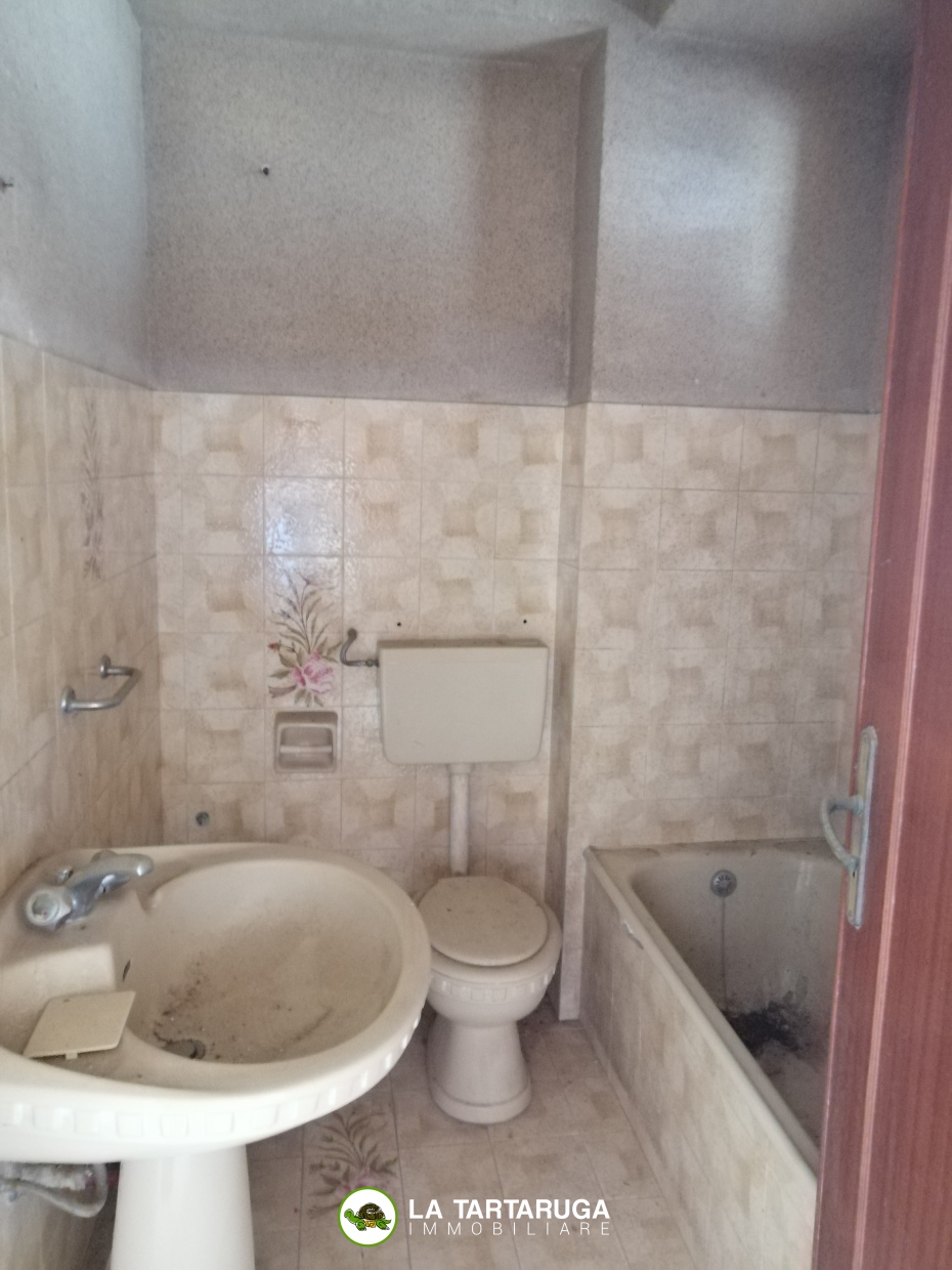 2 Bed, HouseFor Sale, Messina, Sicilia