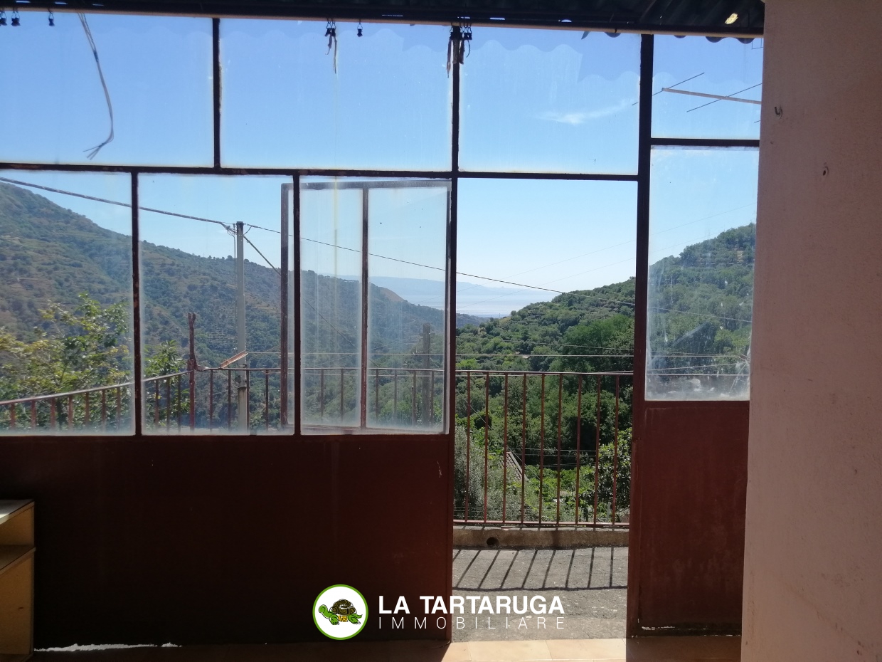 2 Bed, HouseFor Sale, Messina, Sicilia
