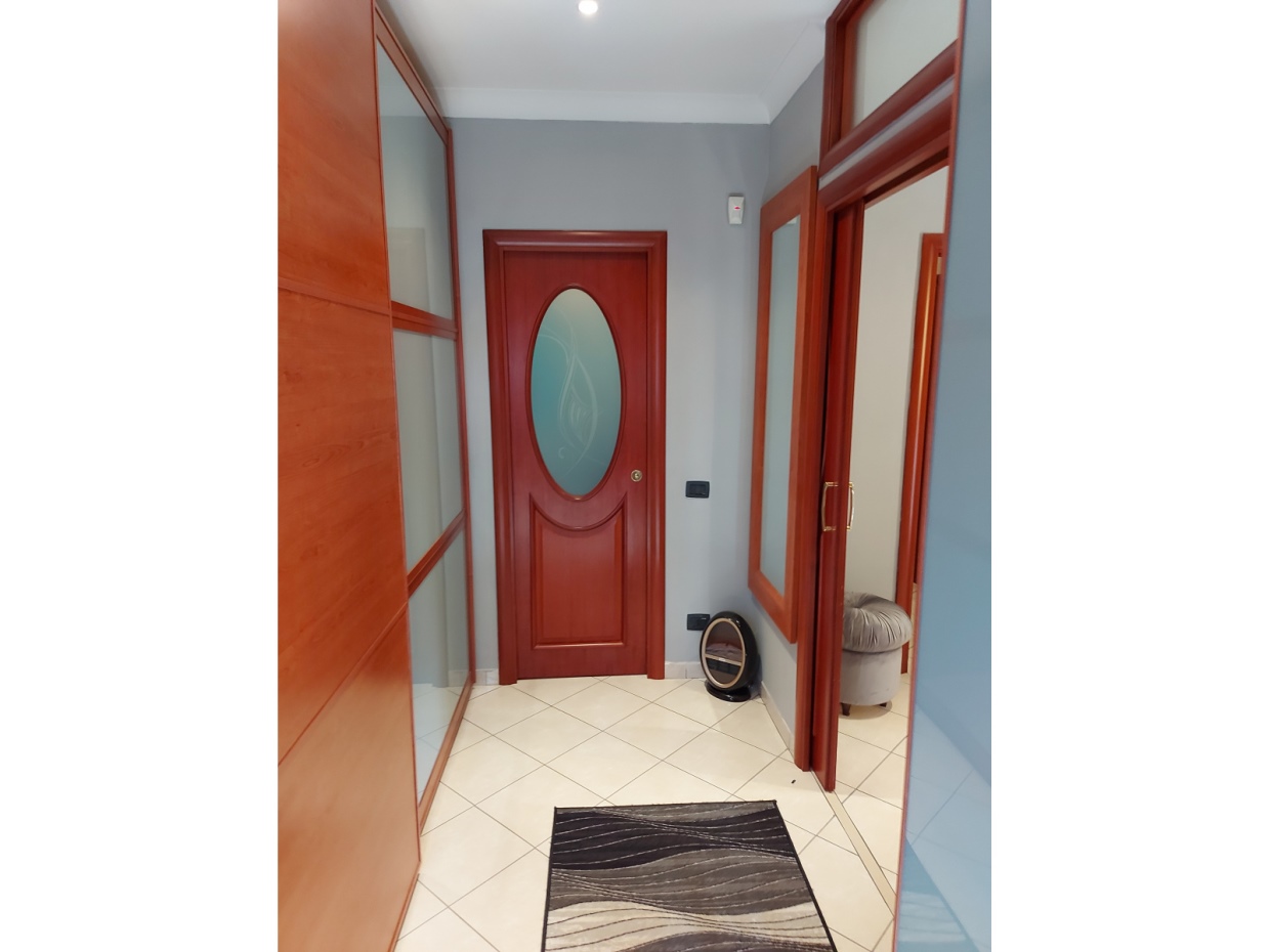 2 Bed, ApartmentFor Sale, Napoli, Campania