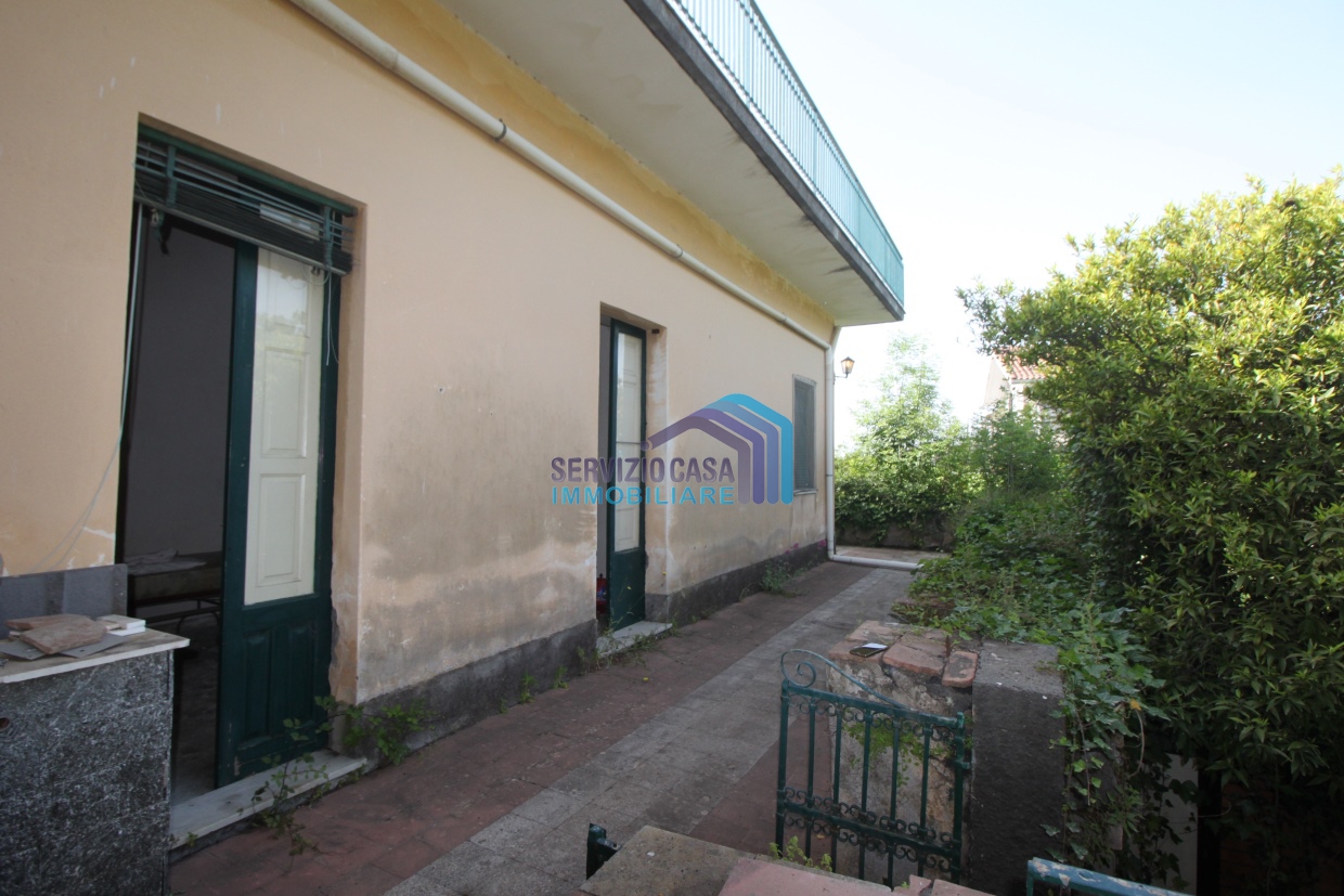 12 Bed, HouseFor Sale, Santa Venerina, Catania, Sicilia
