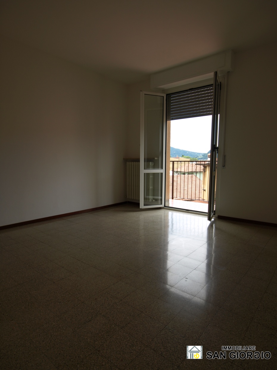 2 Bed, ApartmentFor Sale, Lecco, Lombardia