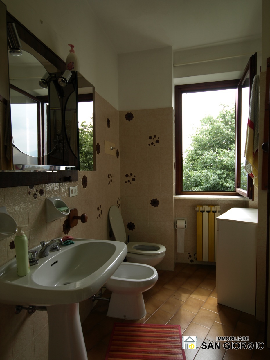 2 Bed, ApartmentFor Sale, Lecco, Lombardia