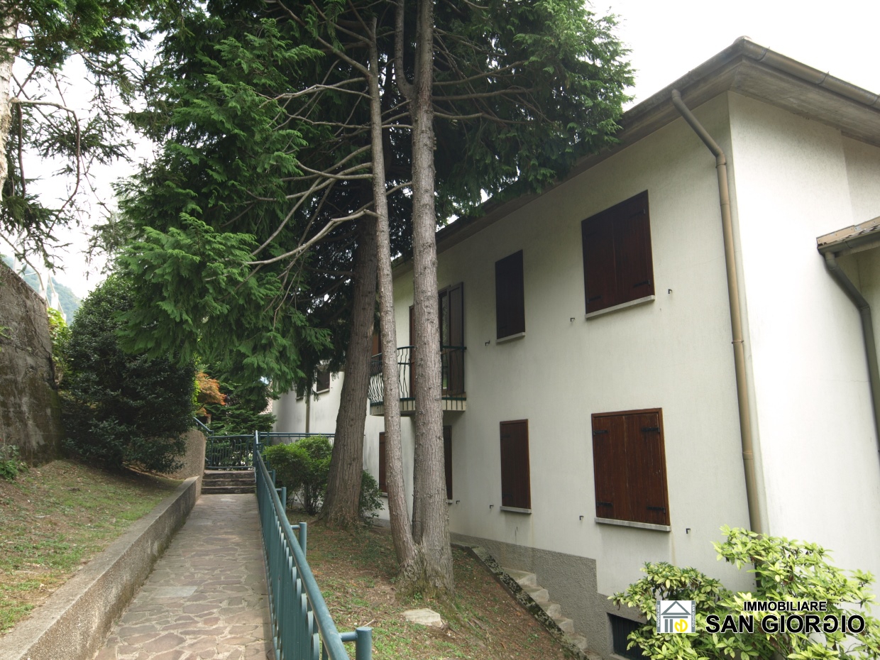 2 Bed, ApartmentFor Sale, Lecco, Lombardia