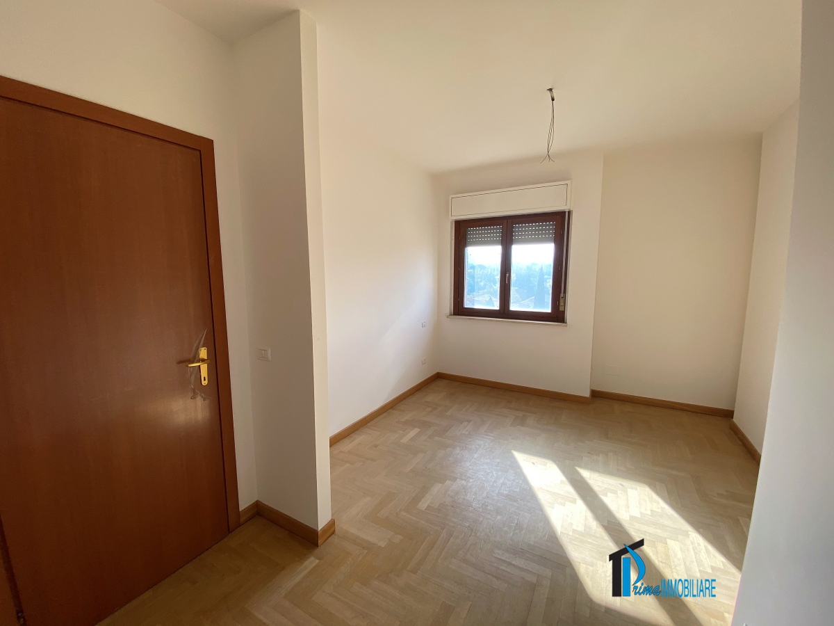 2 Bed, ApartmentFor Sale, Terni, Terni, Umbria