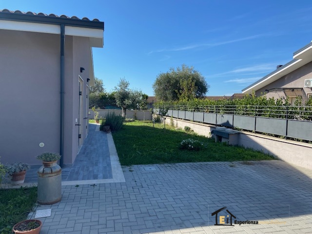 Commercial Property, For Sale Commercial Property, For Sale