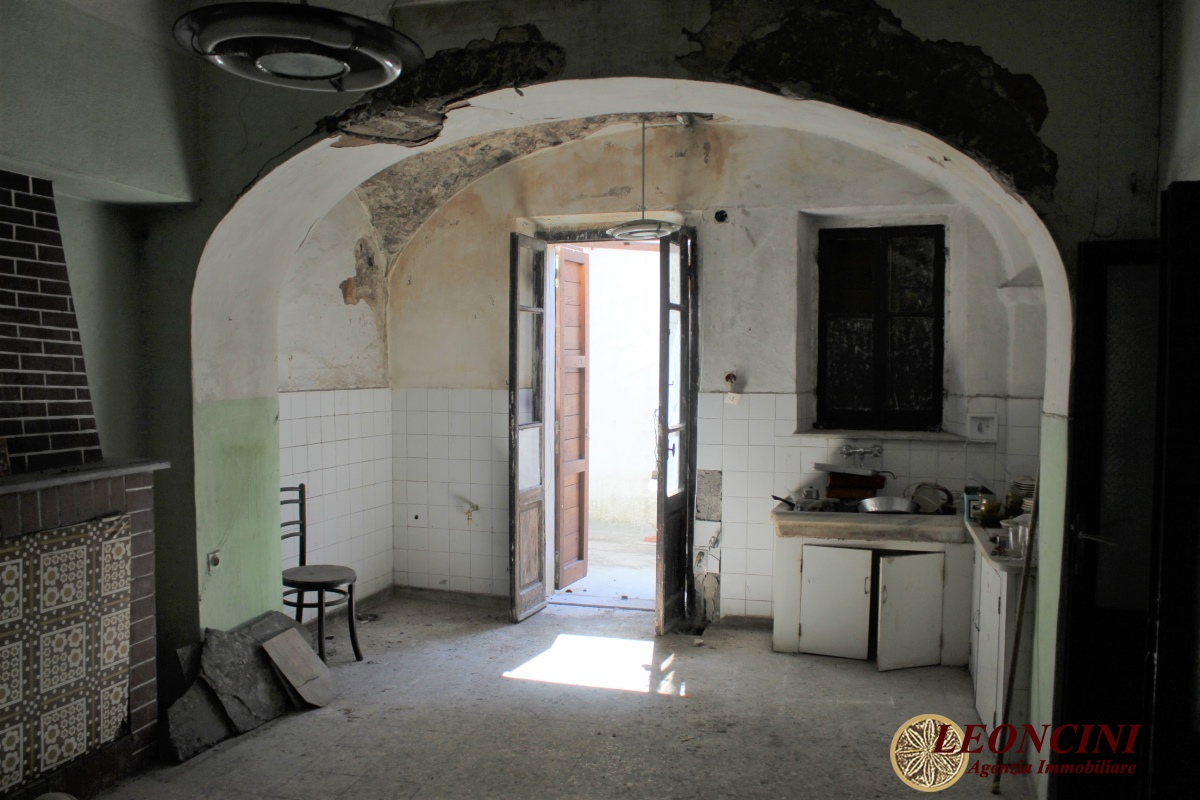 7 Bed, HouseFor Sale, Bagnone, Toscana