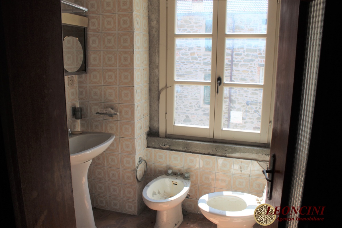 7 Bed, HouseFor Sale, Bagnone, Toscana