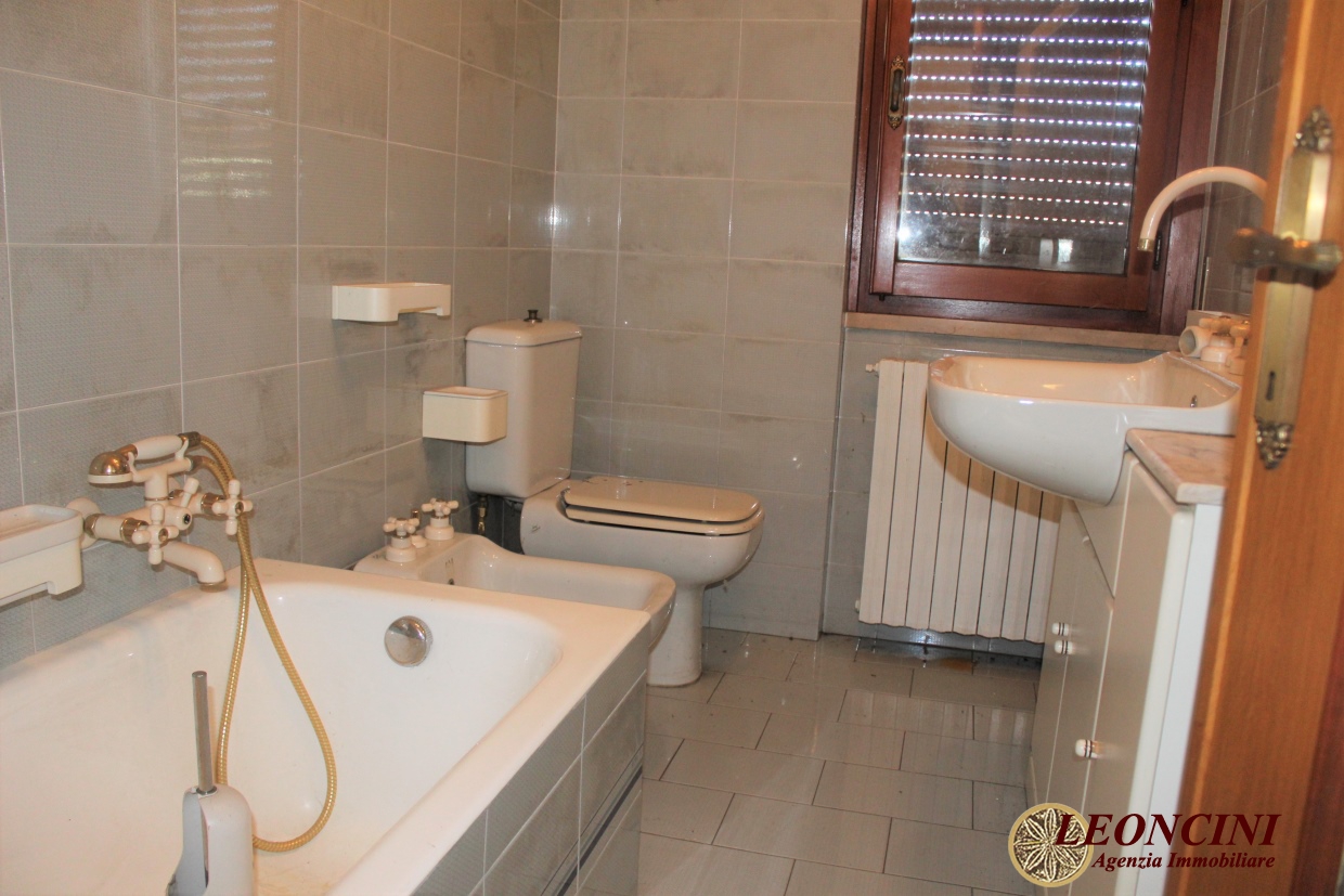 4 Bed, ApartmentFor Sale, Filattiera, Toscana 4 Bed, ApartmentFor Sale, Filattiera, Toscana