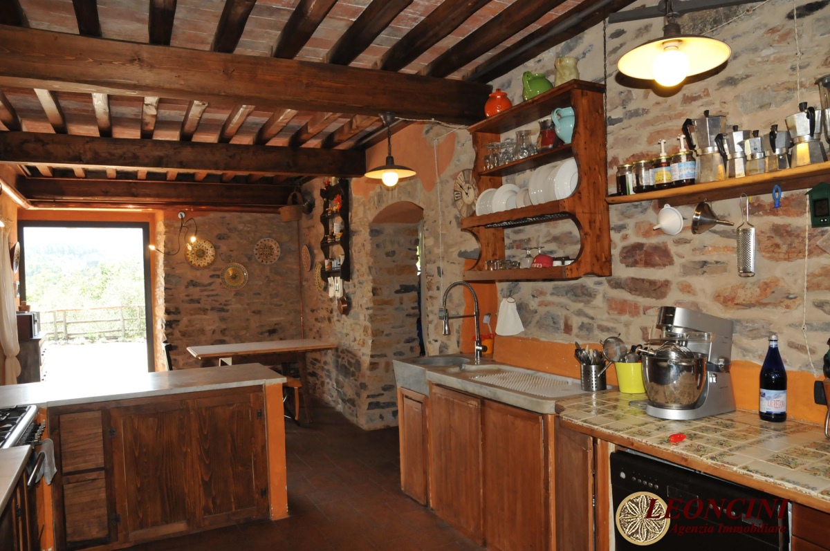 6 Bed, HouseFor Sale, Fivizzano, Toscana