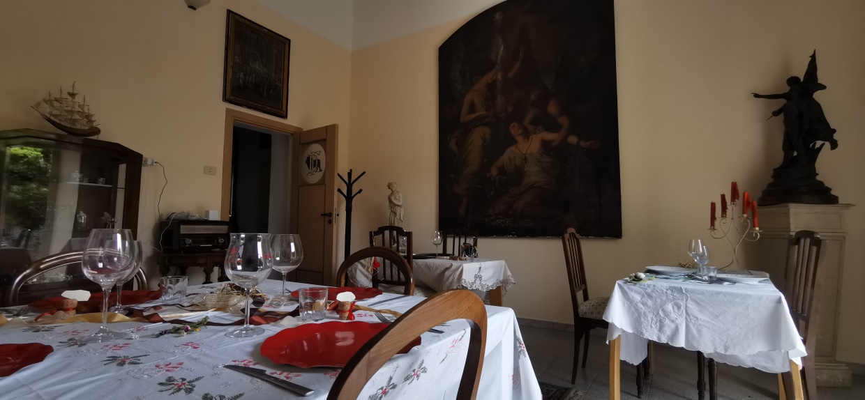 3 Bed, ApartmentFor Sale, Napoli, Campania