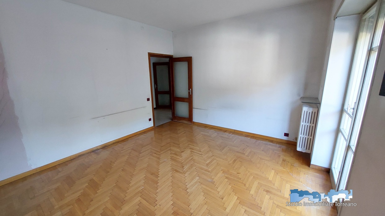 2 Bed, ApartmentFor Sale, Ivrea, Torino, Piemonte