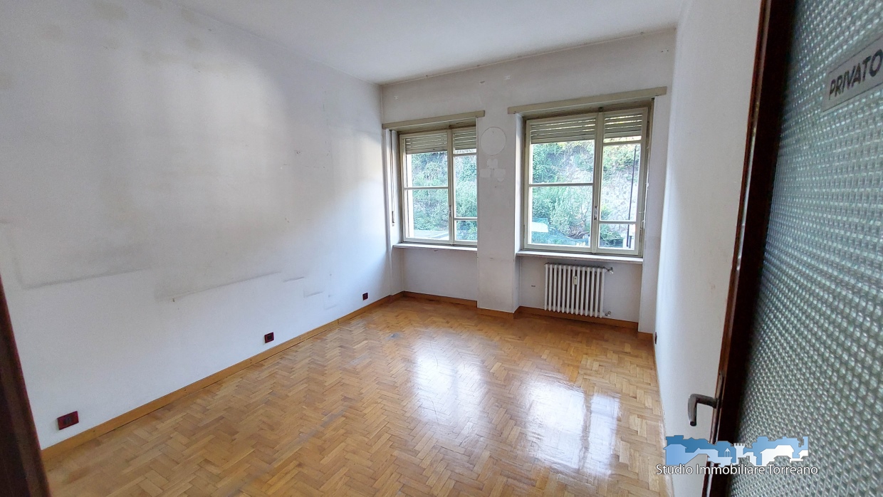 2 Bed, ApartmentFor Sale, Ivrea, Torino, Piemonte