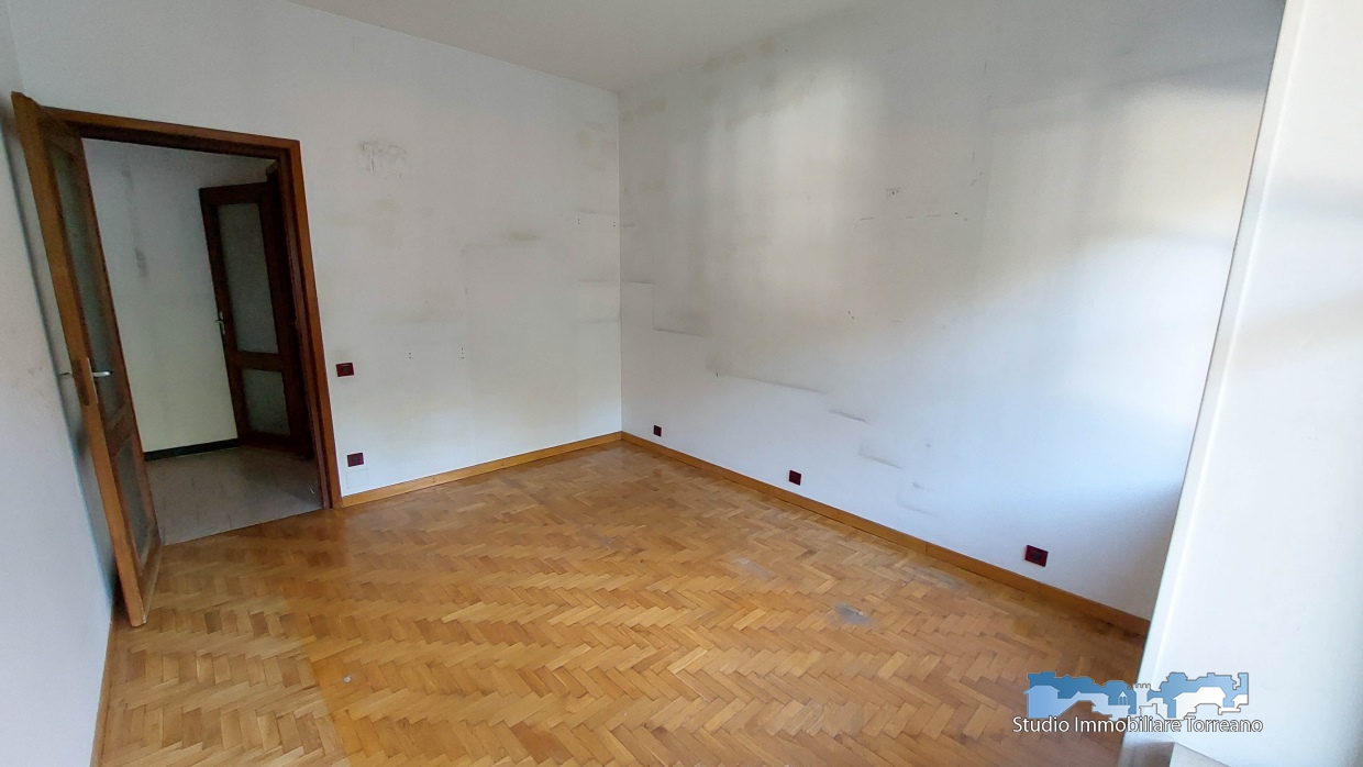 2 Bed, ApartmentFor Sale, Ivrea, Torino, Piemonte