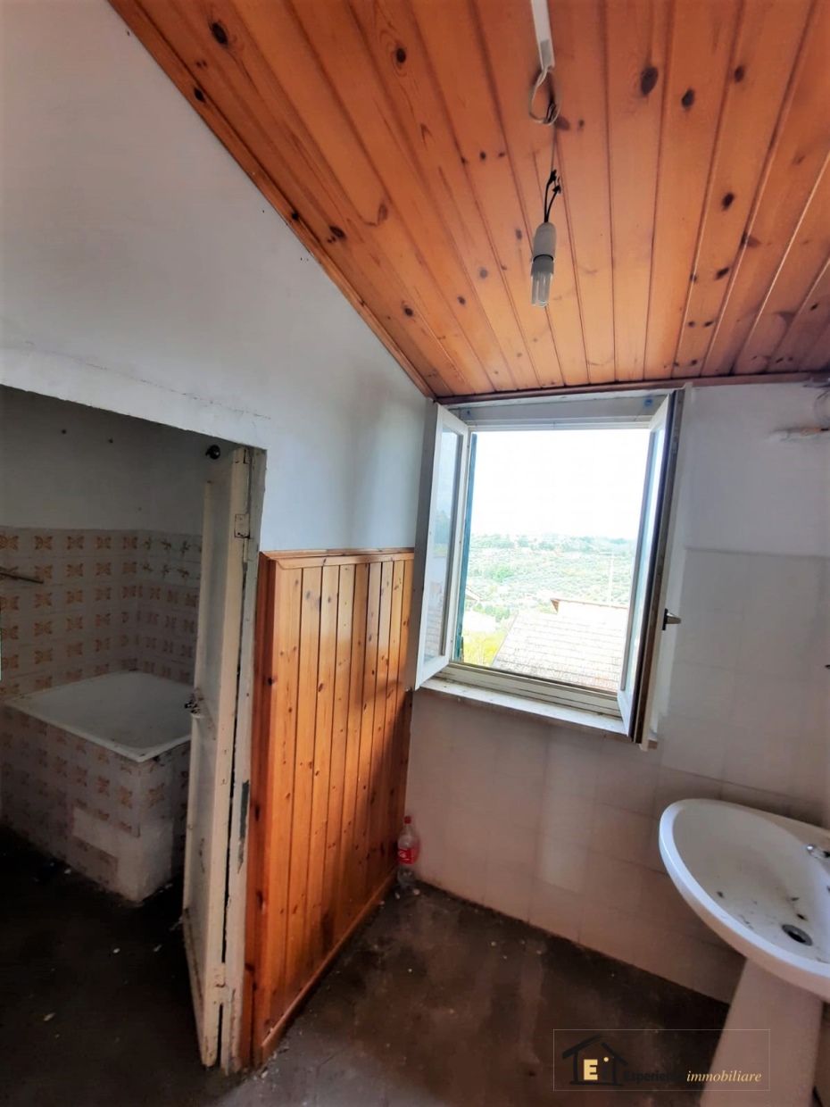 1 Bed, ApartmentFor Sale, Poggio Mirteto, Rieti, Lazio